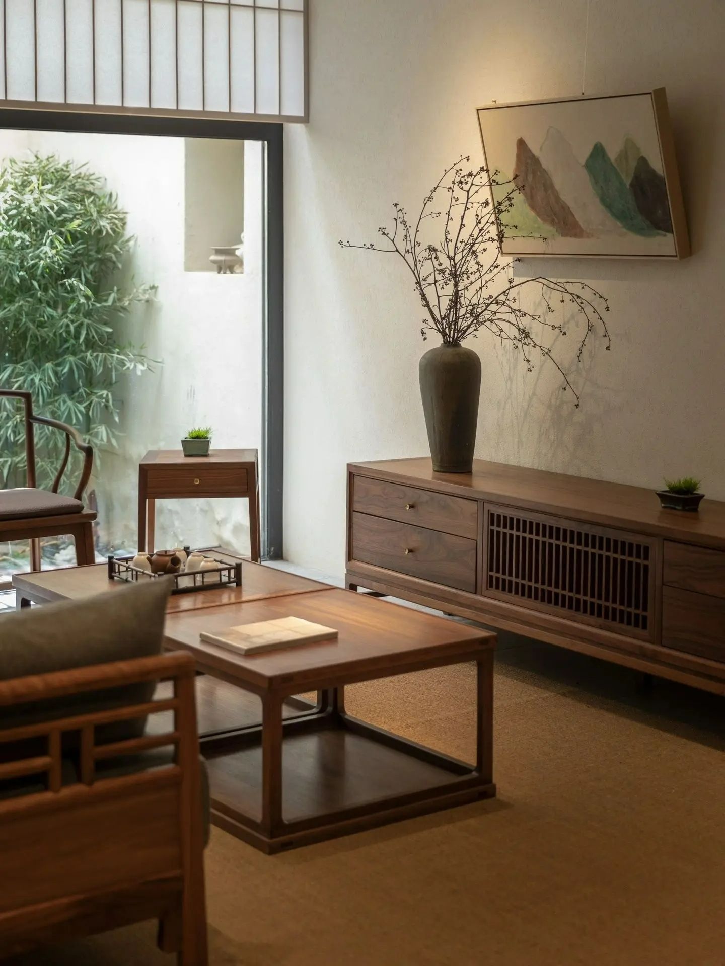 新中式家具定制應(yīng)該注意以下幾點！